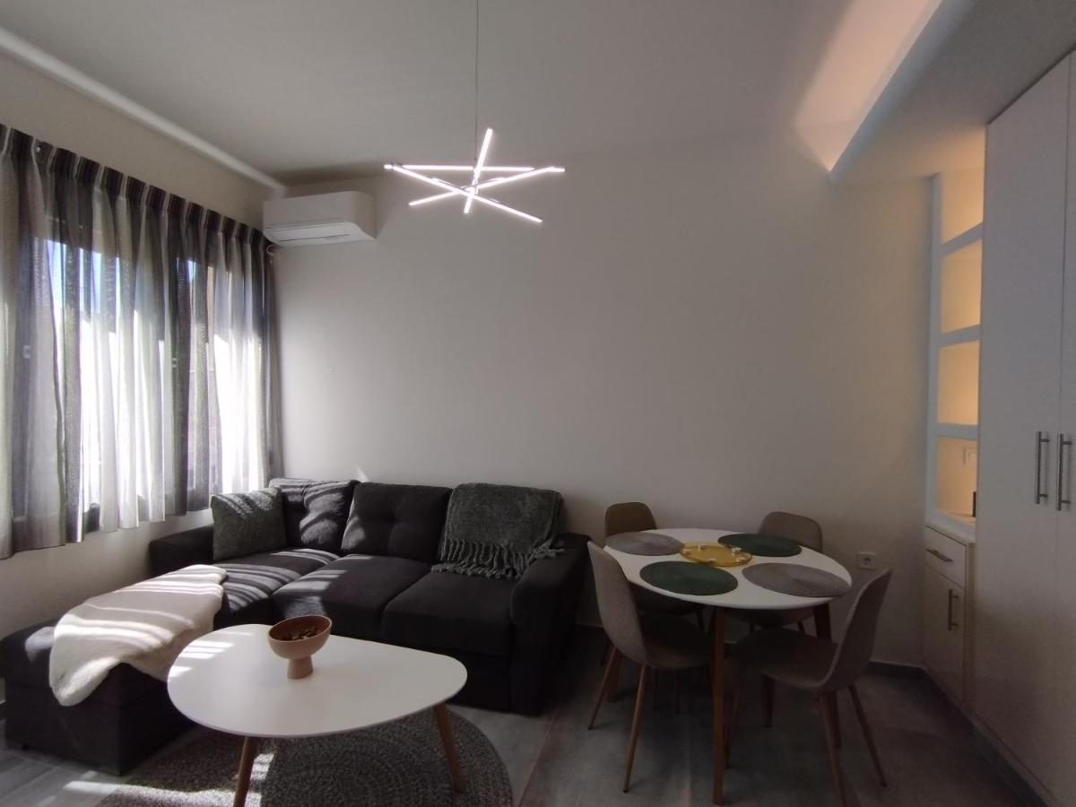 Jason'S Centre Apartment Volos Exterior photo
